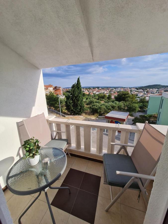 Apartmani Levarda Τρογκίρ Εξωτερικό φωτογραφία